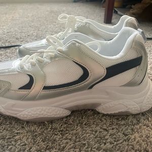 y2k chunky sneakers